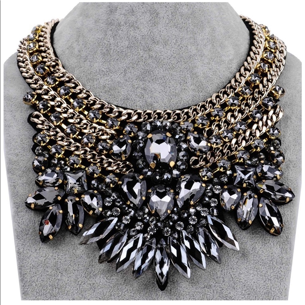 Crystal Rhinestone Collar Statement Necklace - image 3